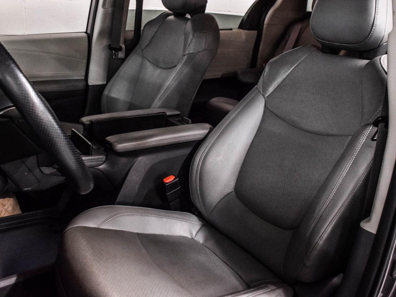 2021 Toyota Sienna  Photo
