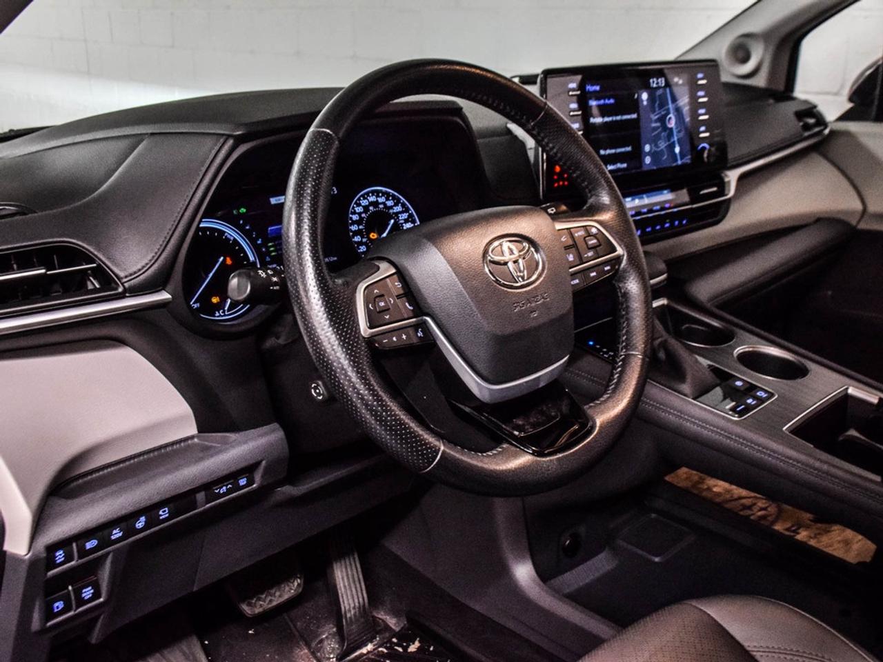 2021 Toyota Sienna  Photo