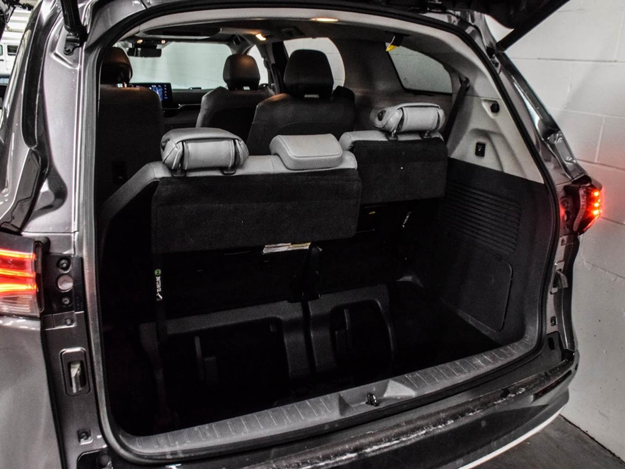 2021 Toyota Sienna  Photo