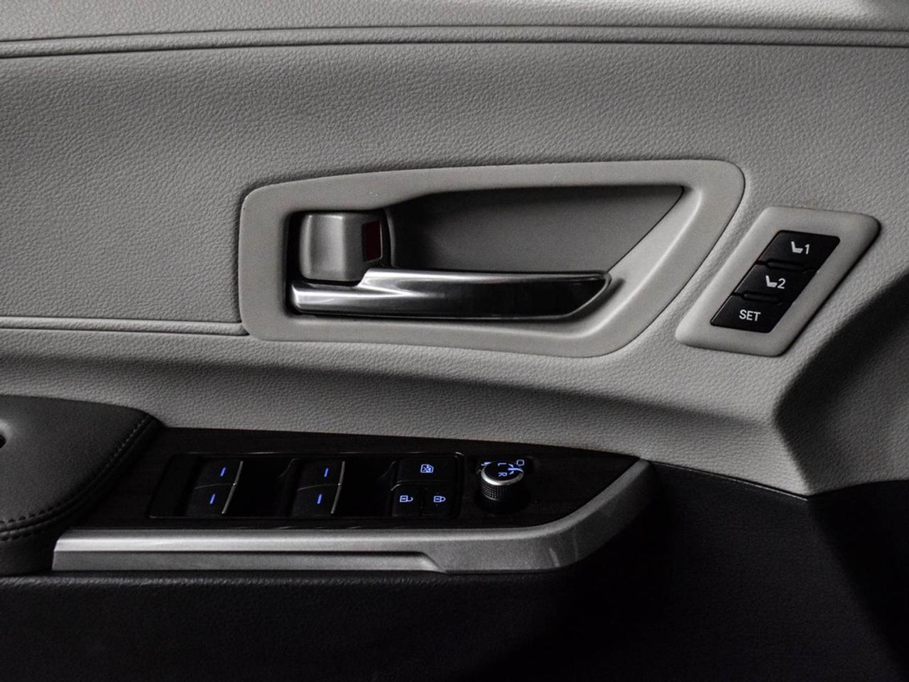 2021 Toyota Sienna  Photo