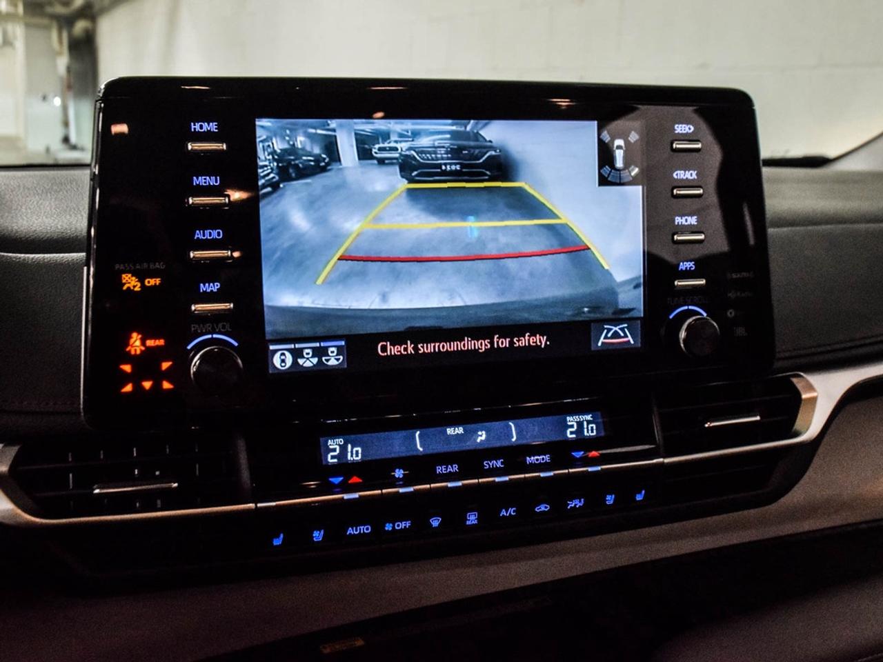 2021 Toyota Sienna  Photo