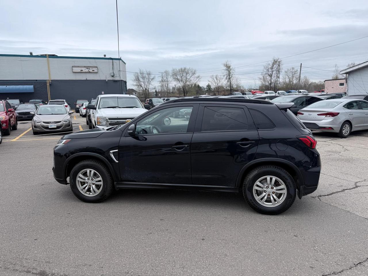 2021 Mitsubishi RVR GT Photo