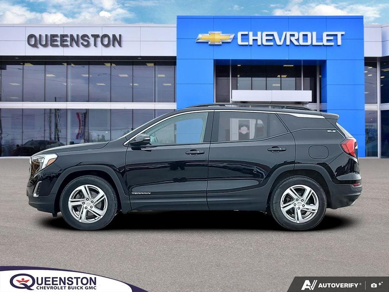 2019 GMC Terrain SLE AWD   REMOTE START   NO CLAIMS   PANO ROOF Photo2