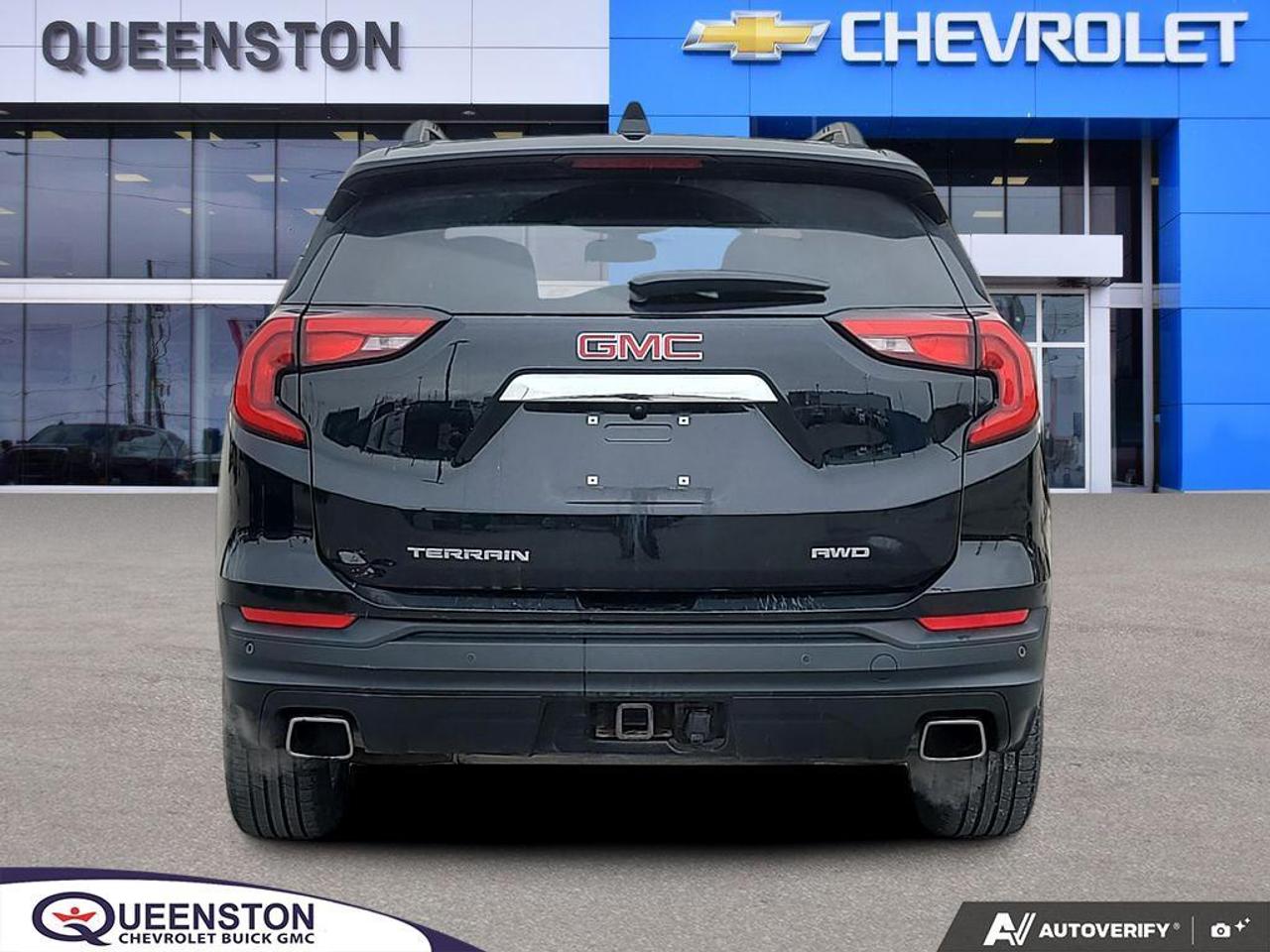 2019 GMC Terrain SLE AWD   REMOTE START   NO CLAIMS   PANO ROOF Photo4