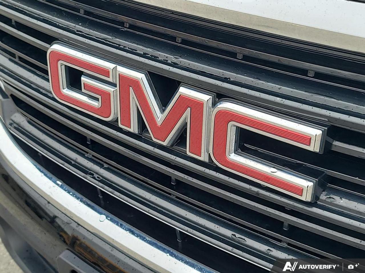 2019 GMC Terrain SLE AWD   REMOTE START   NO CLAIMS   PANO ROOF Photo