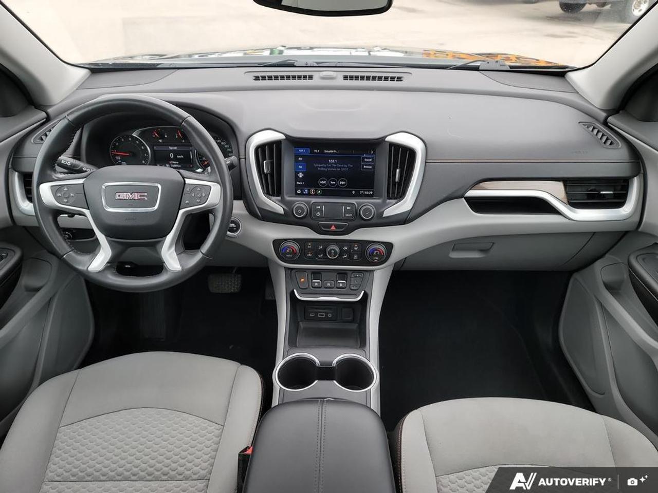 2019 GMC Terrain SLE AWD   REMOTE START   NO CLAIMS   PANO ROOF Photo