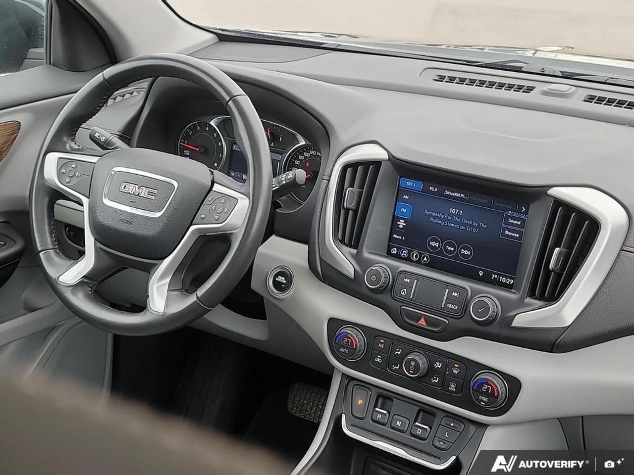 2019 GMC Terrain SLE AWD   REMOTE START   NO CLAIMS   PANO ROOF Photo