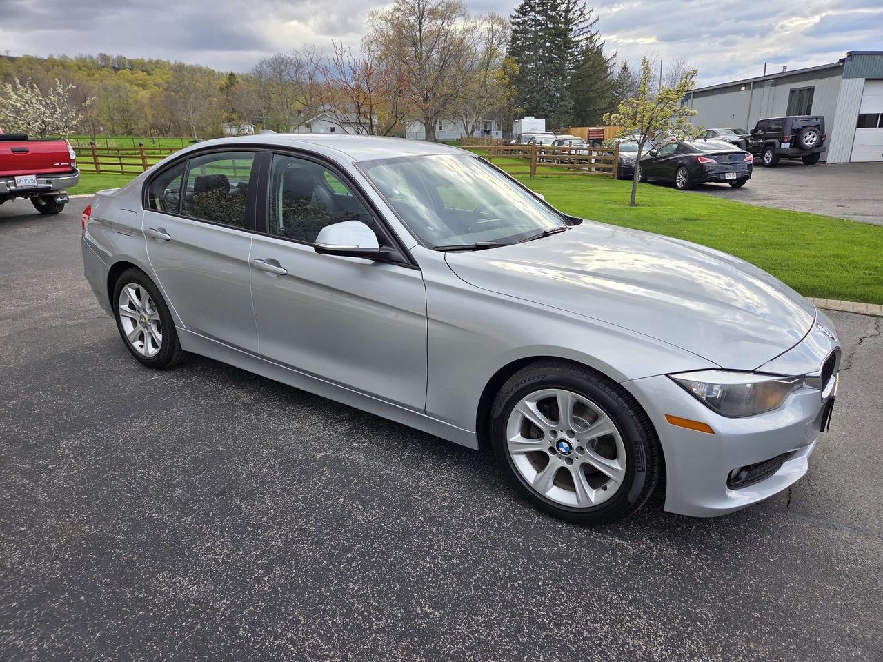 2013 BMW 3 Series 320i RWD, Only 53K,Drives Great,Must See! Photo
