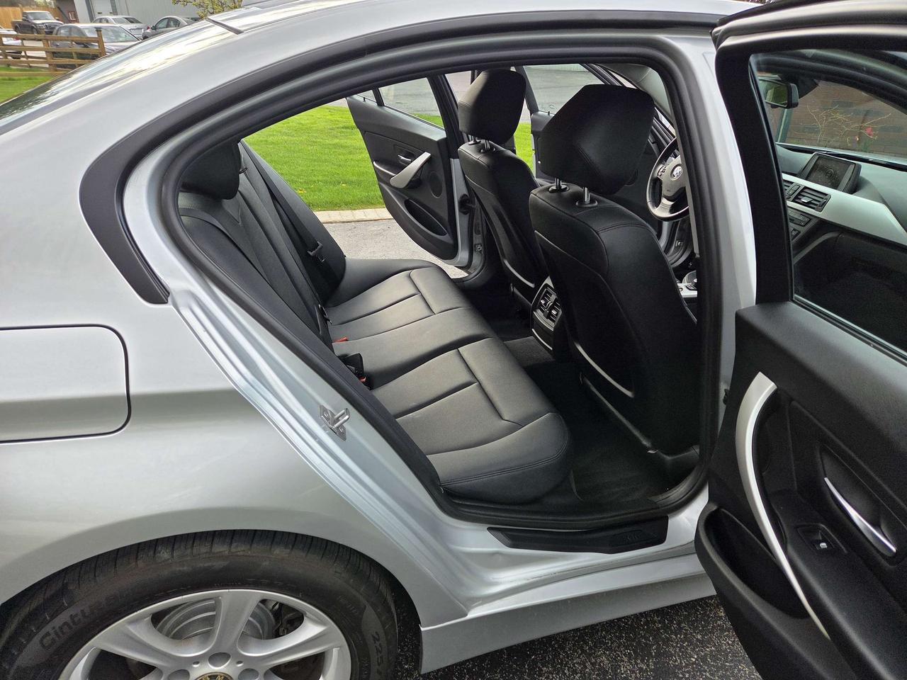 2013 BMW 3 Series 320i RWD, Only 53K,Drives Great,Must See! Photo