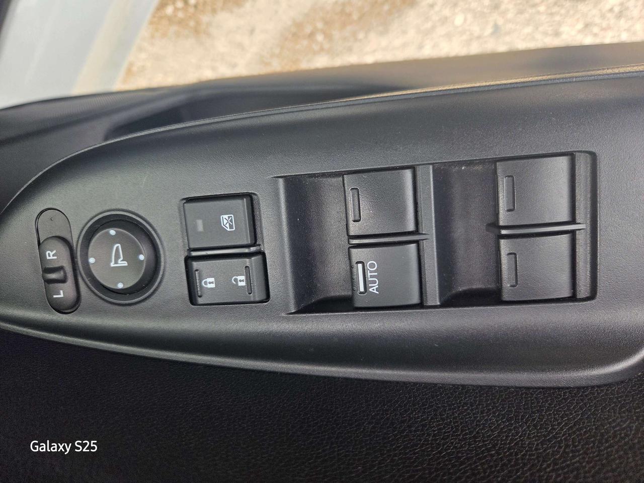 2016 Honda Fit LX Photo