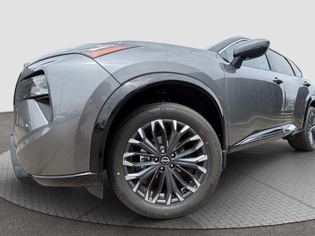 2026 Nissan Rogue Platinum Photo