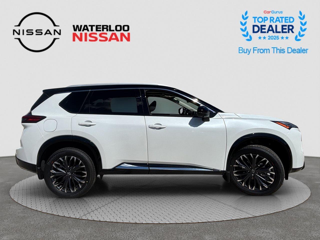 2026 Nissan Rogue Platinum Photo