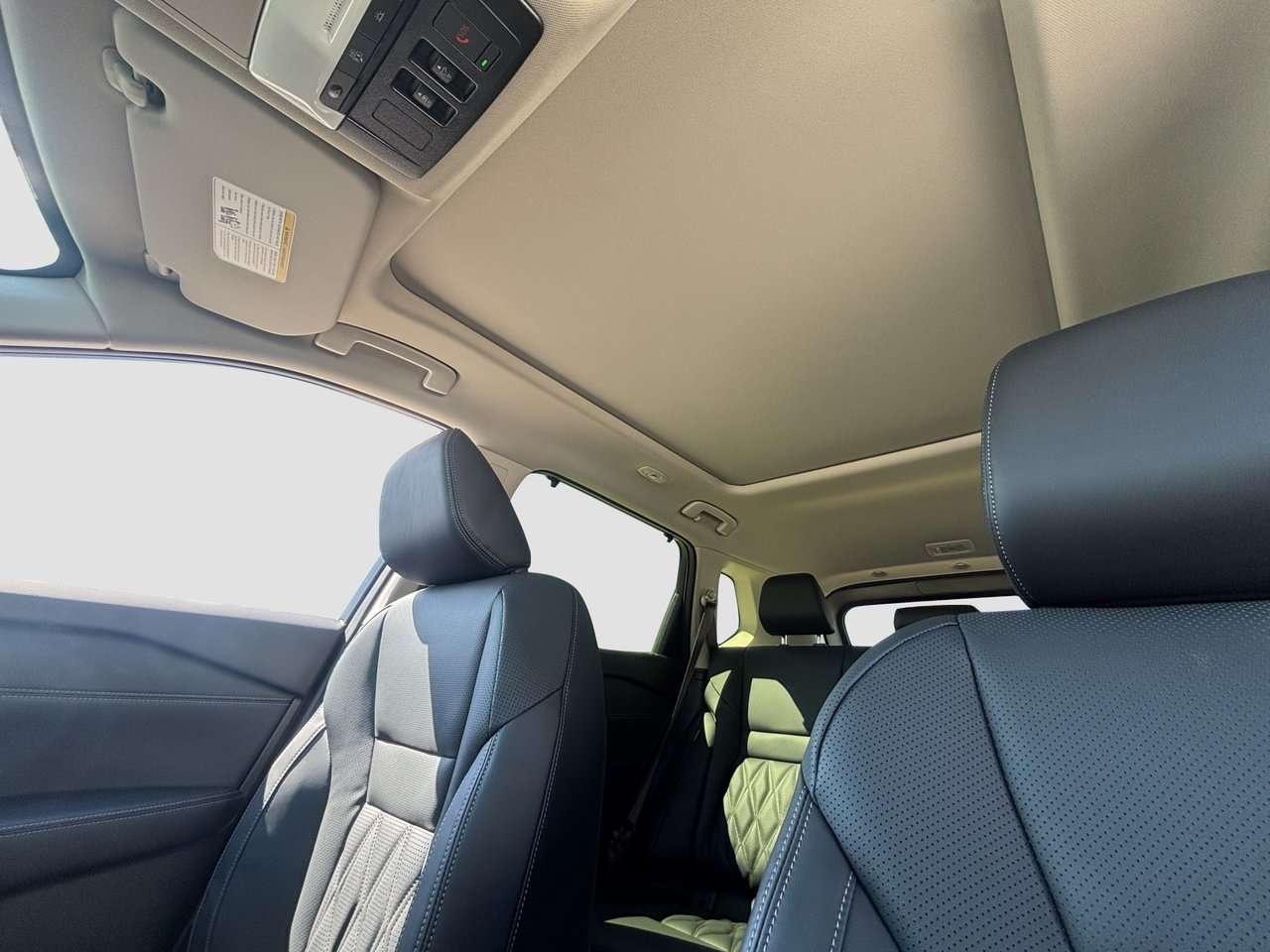 2026 Nissan Rogue Platinum DEMO SALE Photo