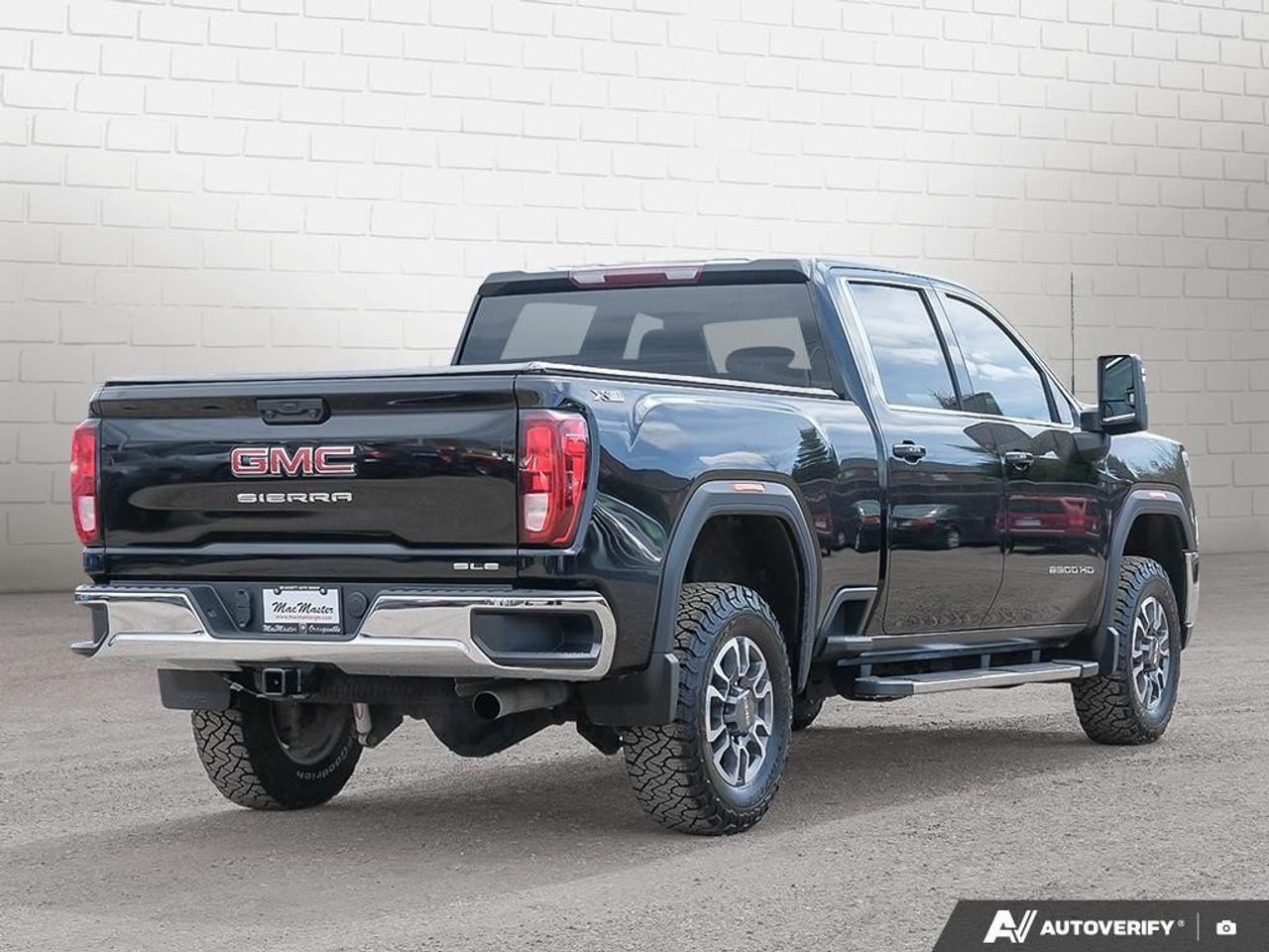 2021 GMC SIERRA 2500HD 4WD Crew Cab Standard Box SLE Photo4