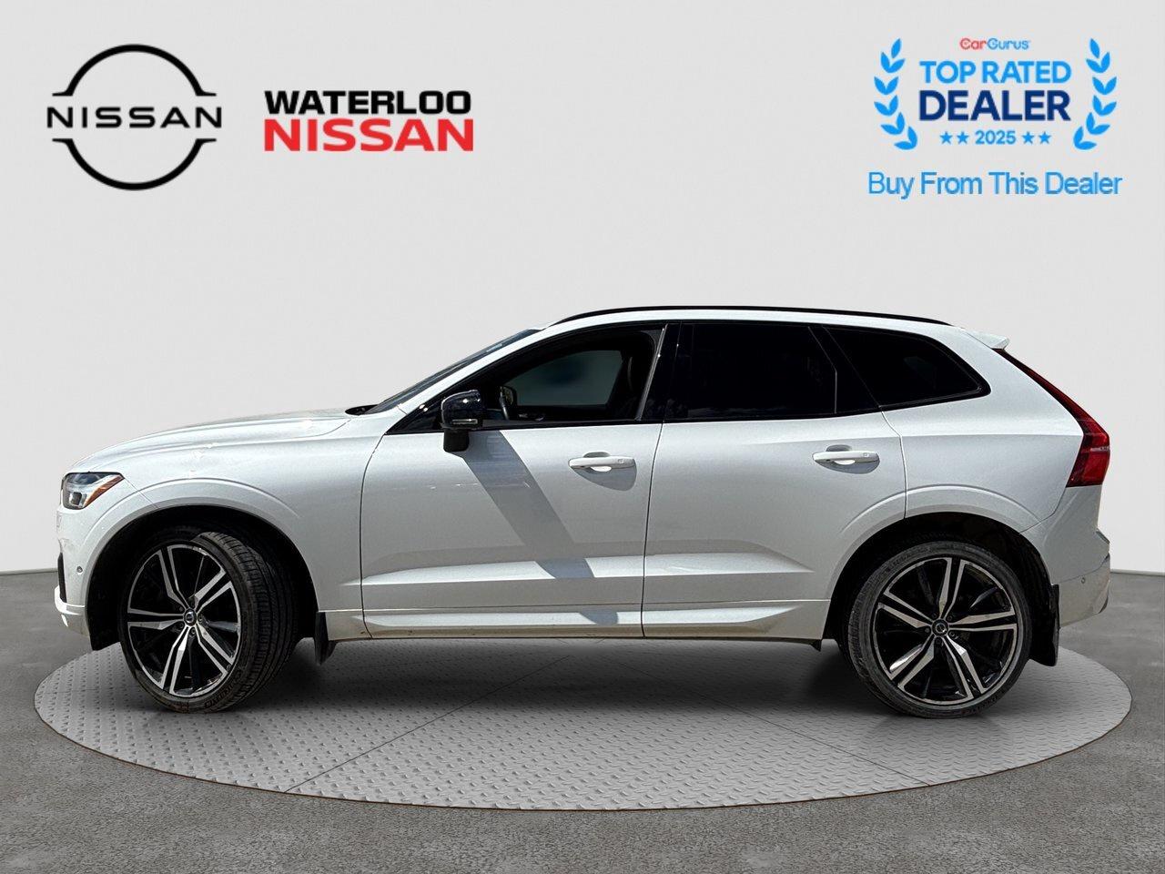 2020 Volvo XC60 R-Design Photo