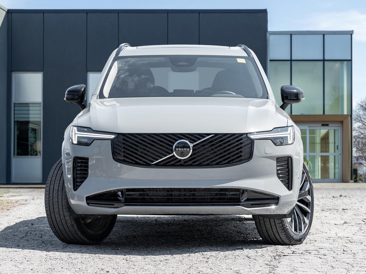 2026 Volvo XC90 B6 AWD PLUS Dark Theme  VOLVO CPO RATE fr 2.99%* Photo