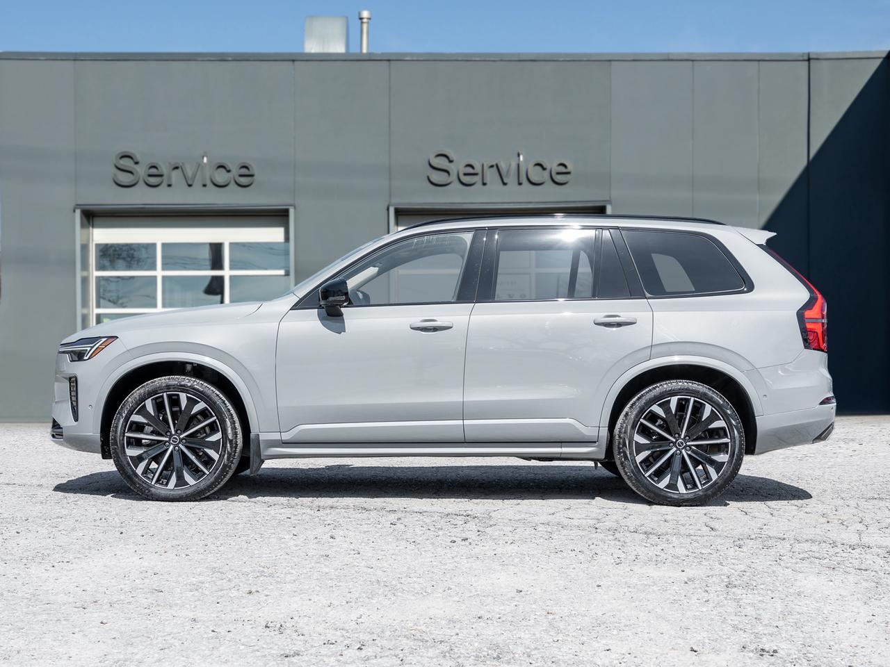 2026 Volvo XC90 B6 AWD PLUS Dark Theme  VOLVO CPO RATE fr 2.99%* Photo