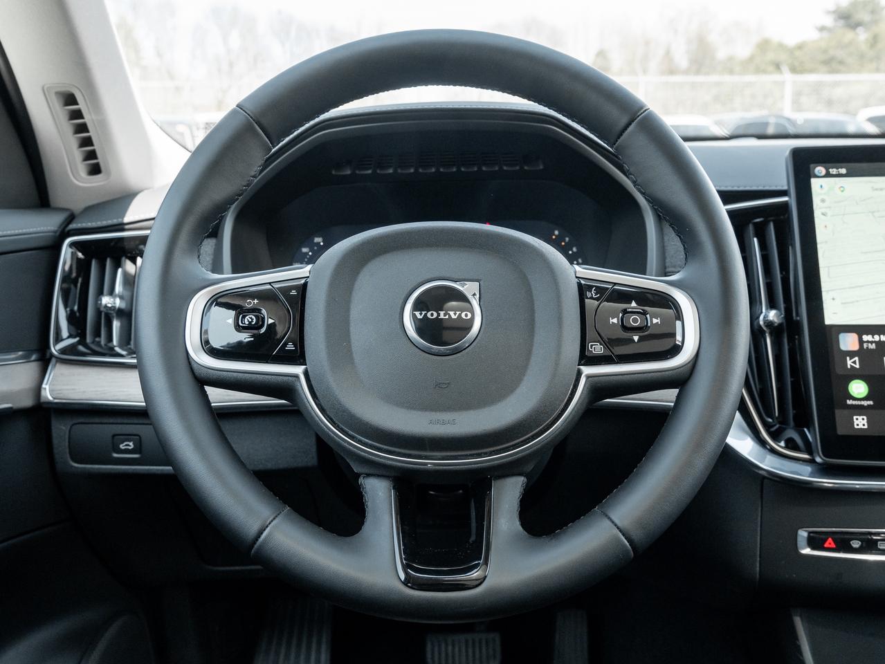 2026 Volvo XC90 B6 AWD PLUS Dark Theme  VOLVO CPO RATE fr 2.99%* Photo