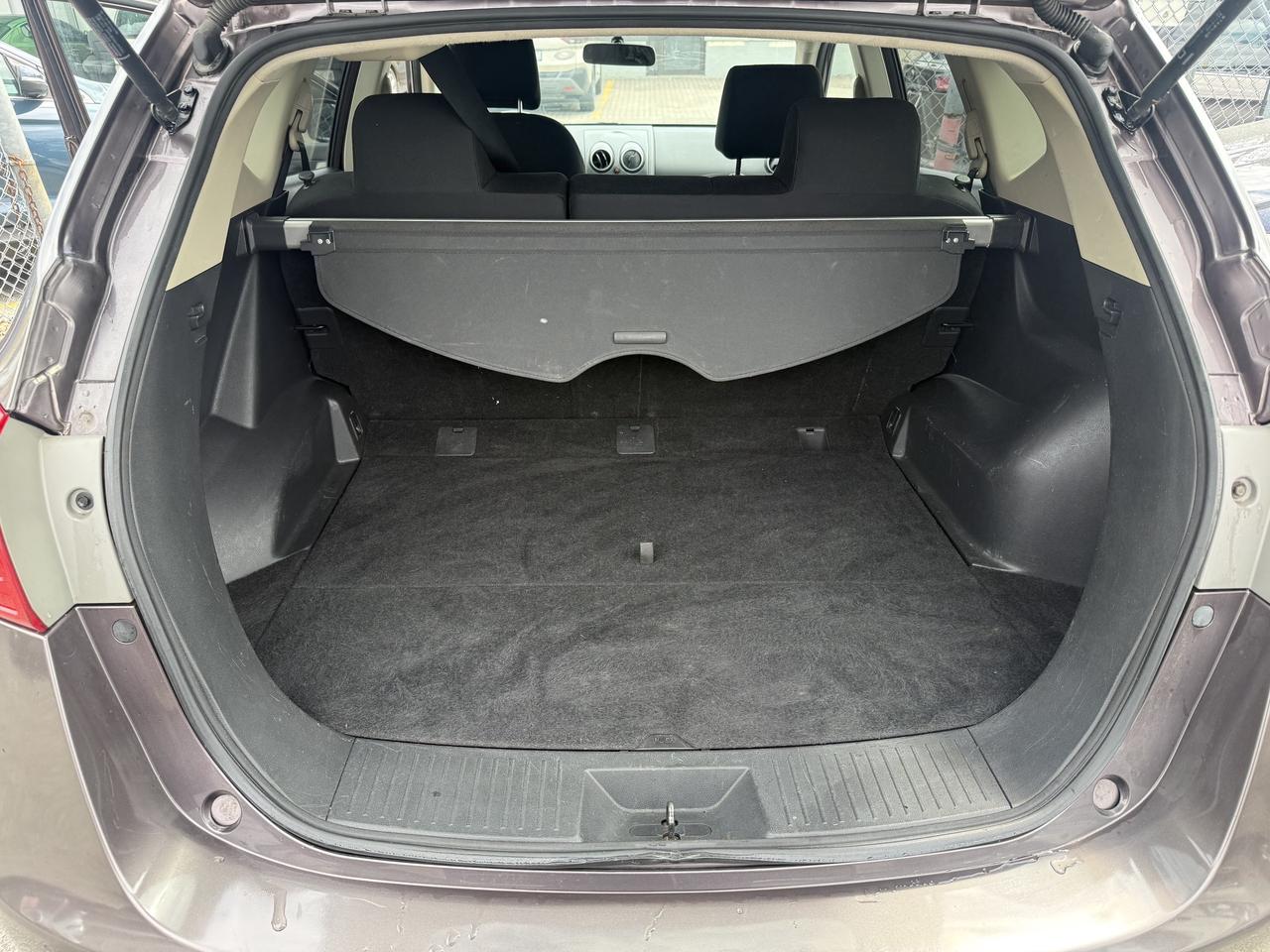 2010 Nissan Rogue *** BLOWOUT SALE *** Photo