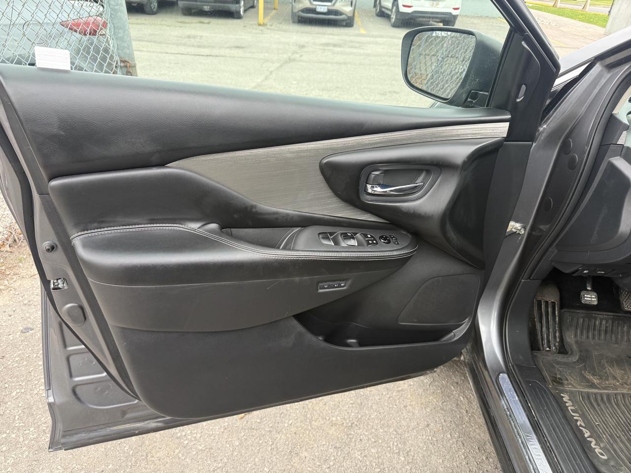 2017 Nissan Murano *** 3 YEAR WARRANTY INCLUDED *** Photo