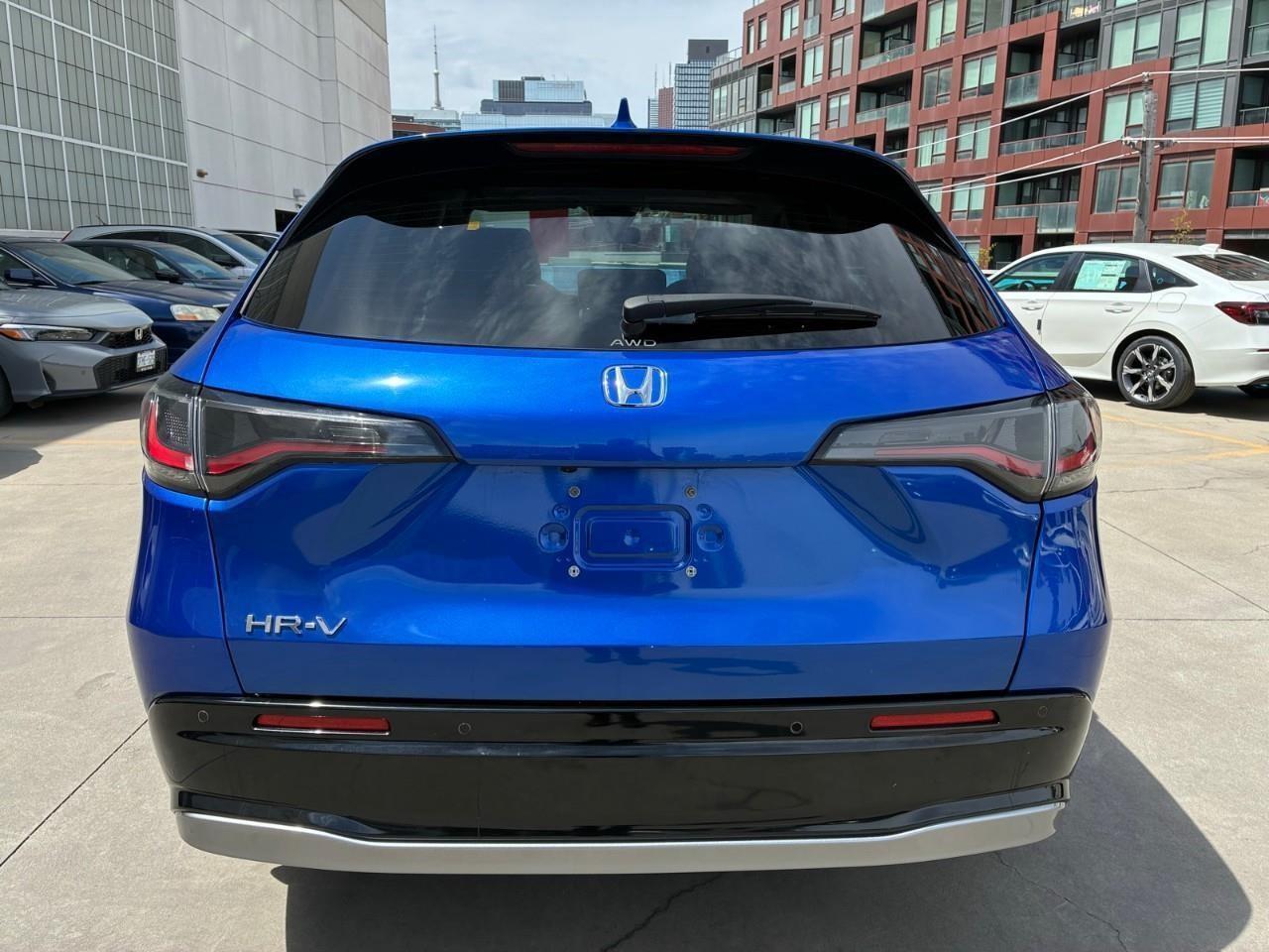 2024 Honda HR-V EX-L Navi 4dr All-Wheel Drive Photo