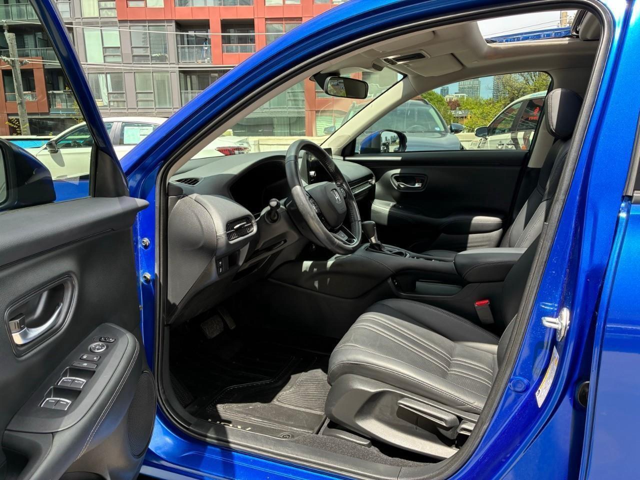 2024 Honda HR-V EX-L Navi 4dr All-Wheel Drive Photo
