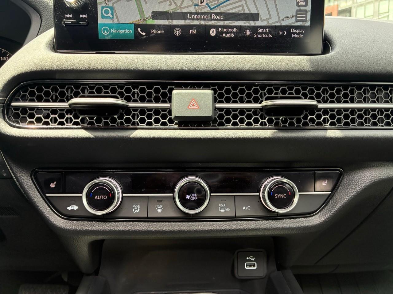 2024 Honda HR-V EX-L Navi 4dr All-Wheel Drive Photo