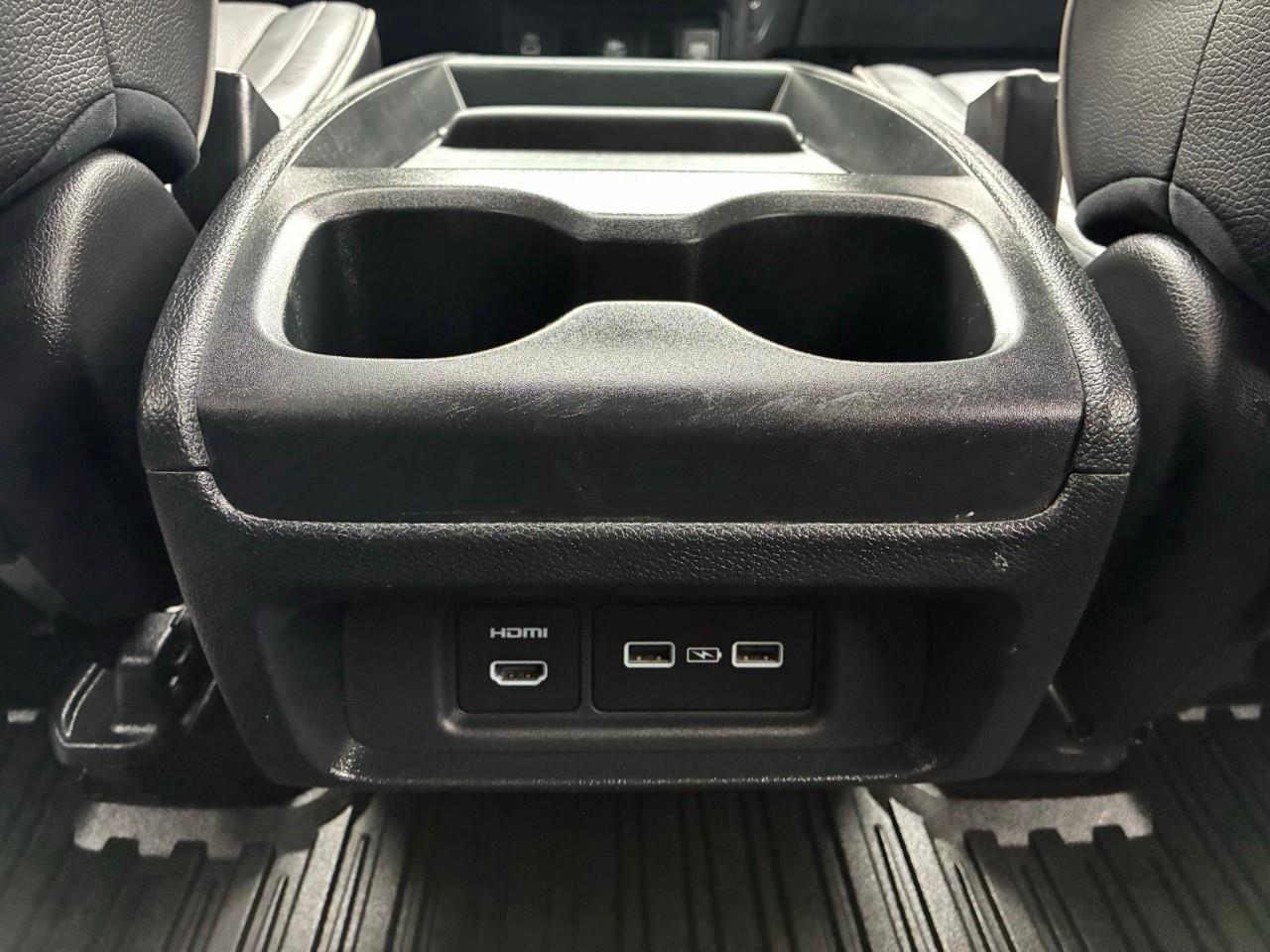 2024 Honda Odyssey Touring Passenger Van Photo
