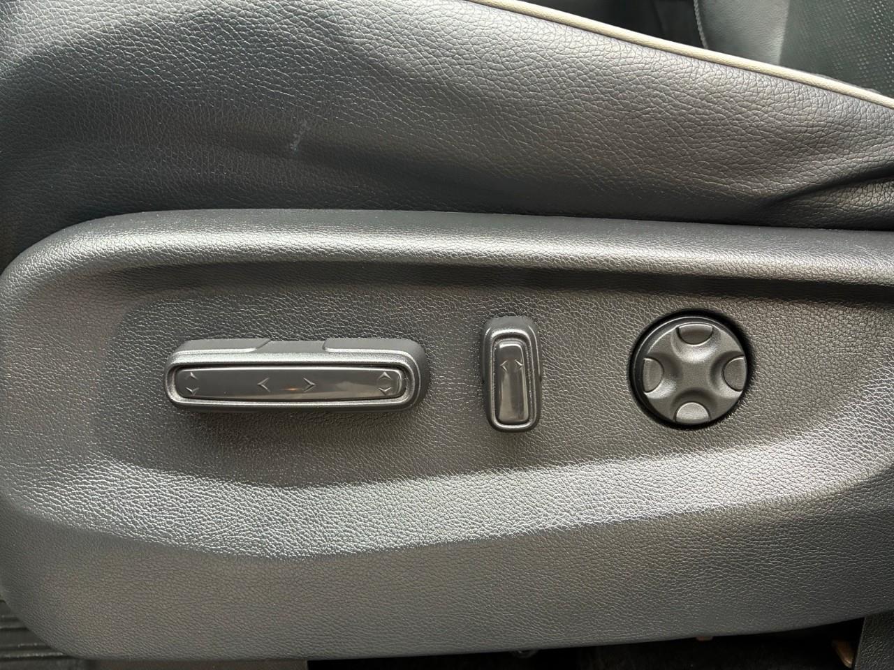 2024 Honda Odyssey Touring Passenger Van Photo