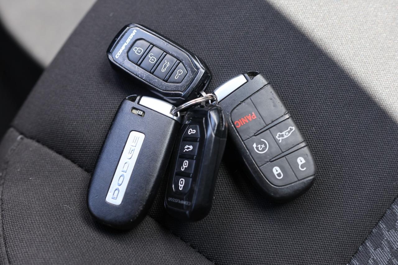 2021 Dodge Challenger R/T-HEMI-LUXURY/R STARTER/NAV/B CAM/P SENSORS/H SE Photo