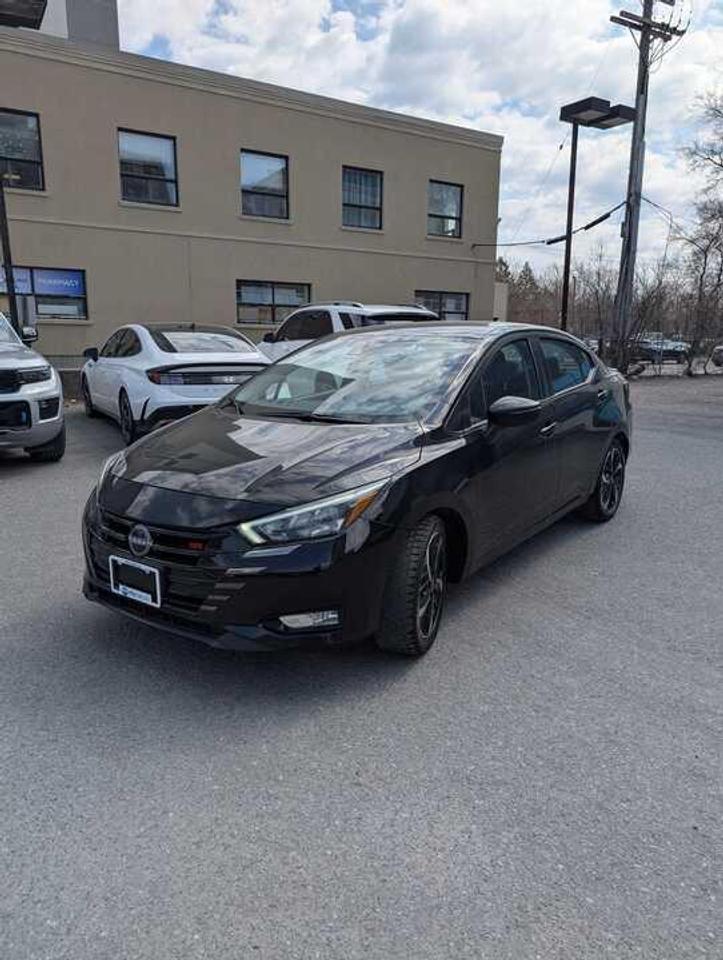 2024 Nissan Versa SR 4DR SEDAN Photo
