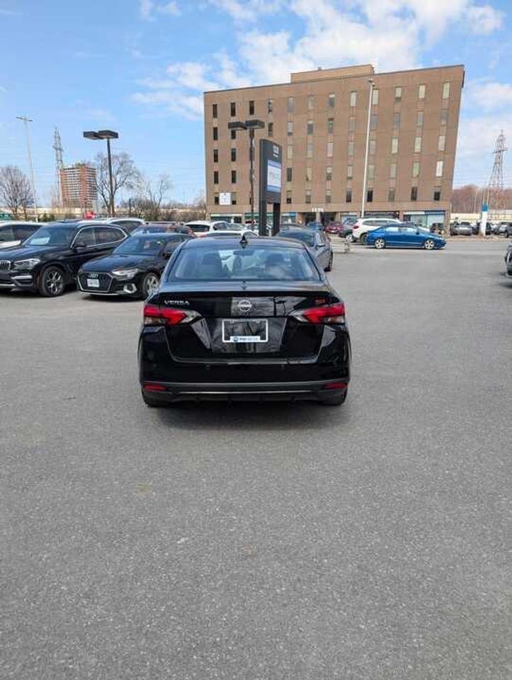 2024 Nissan Versa SR 4DR SEDAN Photo