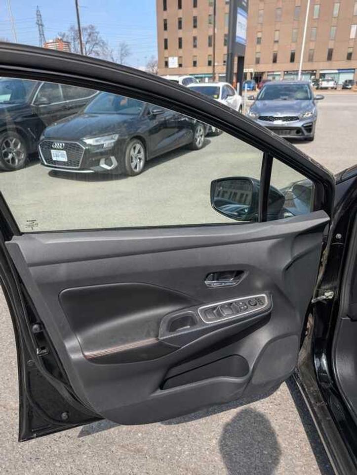 2024 Nissan Versa SR 4DR SEDAN Photo