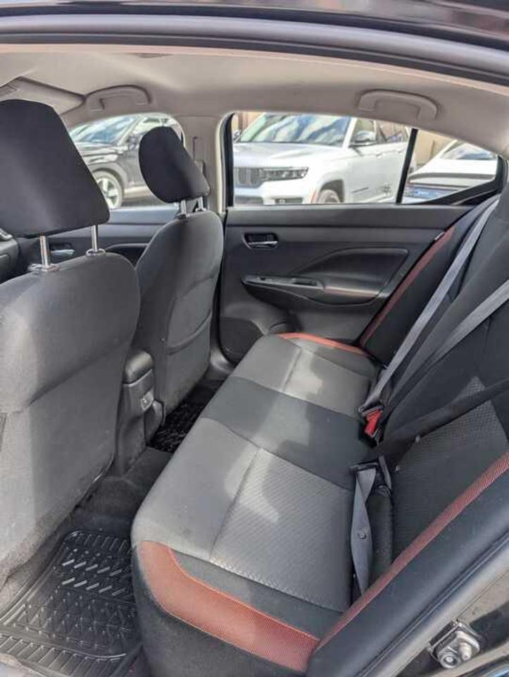 2024 Nissan Versa SR 4DR SEDAN Photo