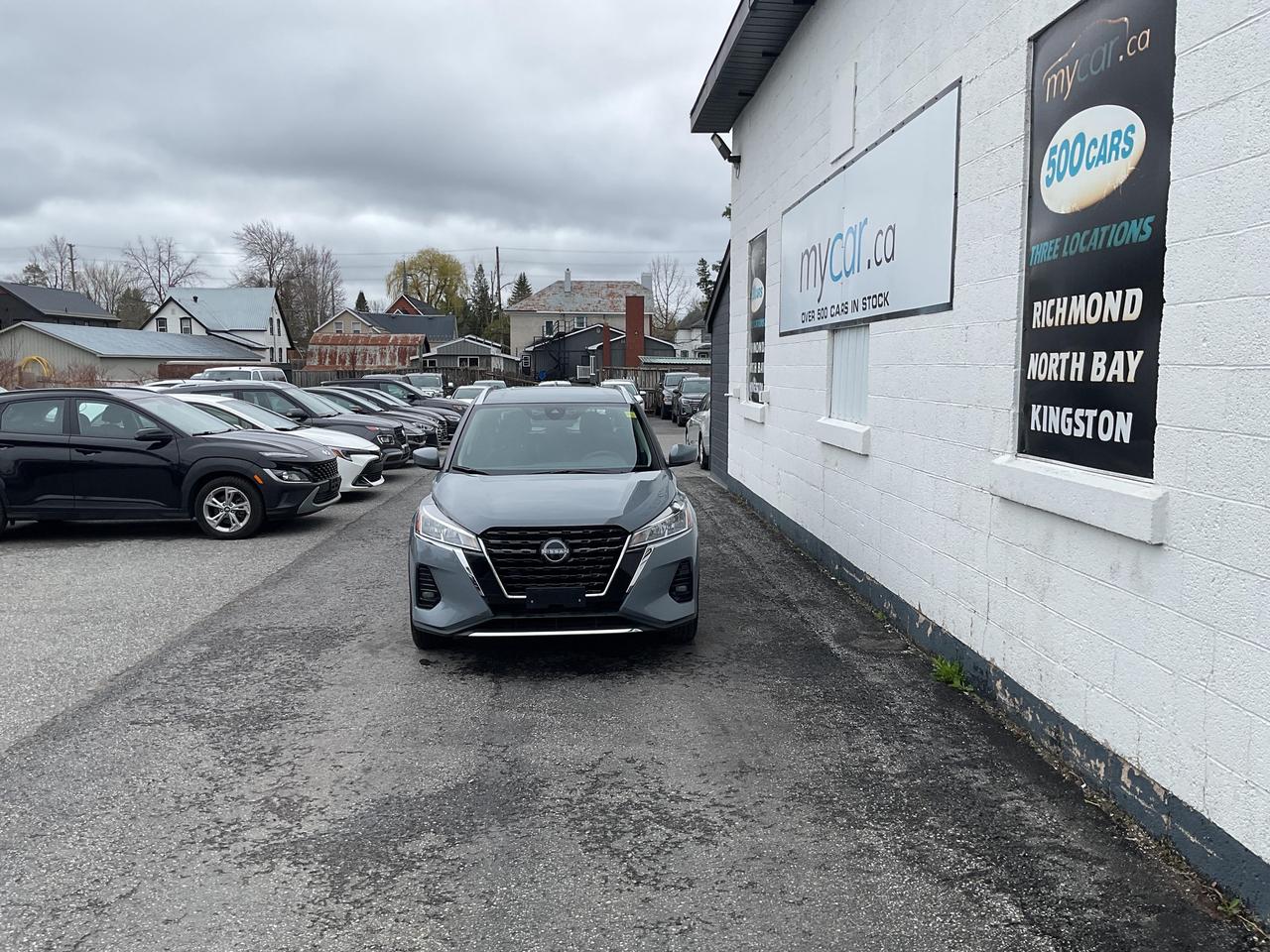 2025 Nissan Kicks Play  Photo