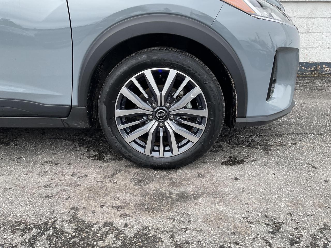 2025 Nissan Kicks Play  Photo