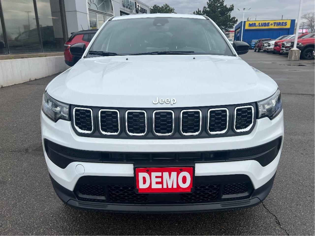 2025 Jeep Compass Sport 4x4 *HEATED SEATS *SNOW TIRES INCLUDED Photo