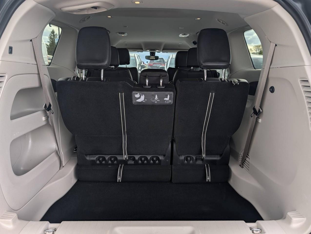 2020 Chrysler Pacifica Touring-L Plus ONE OWNER Photo