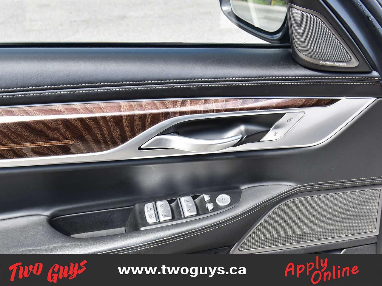 2019 BMW 7 Series 750i xDrive 4.4L   Exec Pkg   Advanced Driver Pkg Photo
