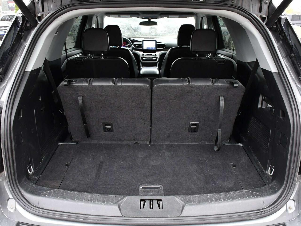 2024 Ford Explorer XLT 4WD   3RD ROW SEATING   FUEL EFFICIENT Photo