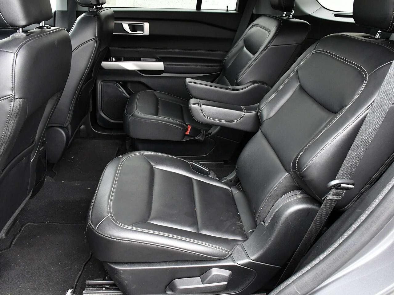 2024 Ford Explorer XLT 4WD   3RD ROW SEATING   FUEL EFFICIENT Photo