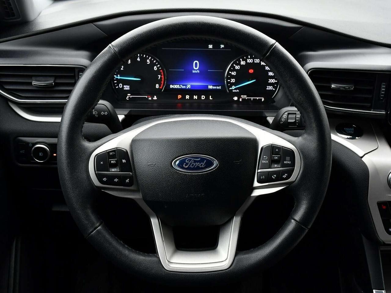 2024 Ford Explorer XLT 4WD   3RD ROW SEATING   FUEL EFFICIENT Photo