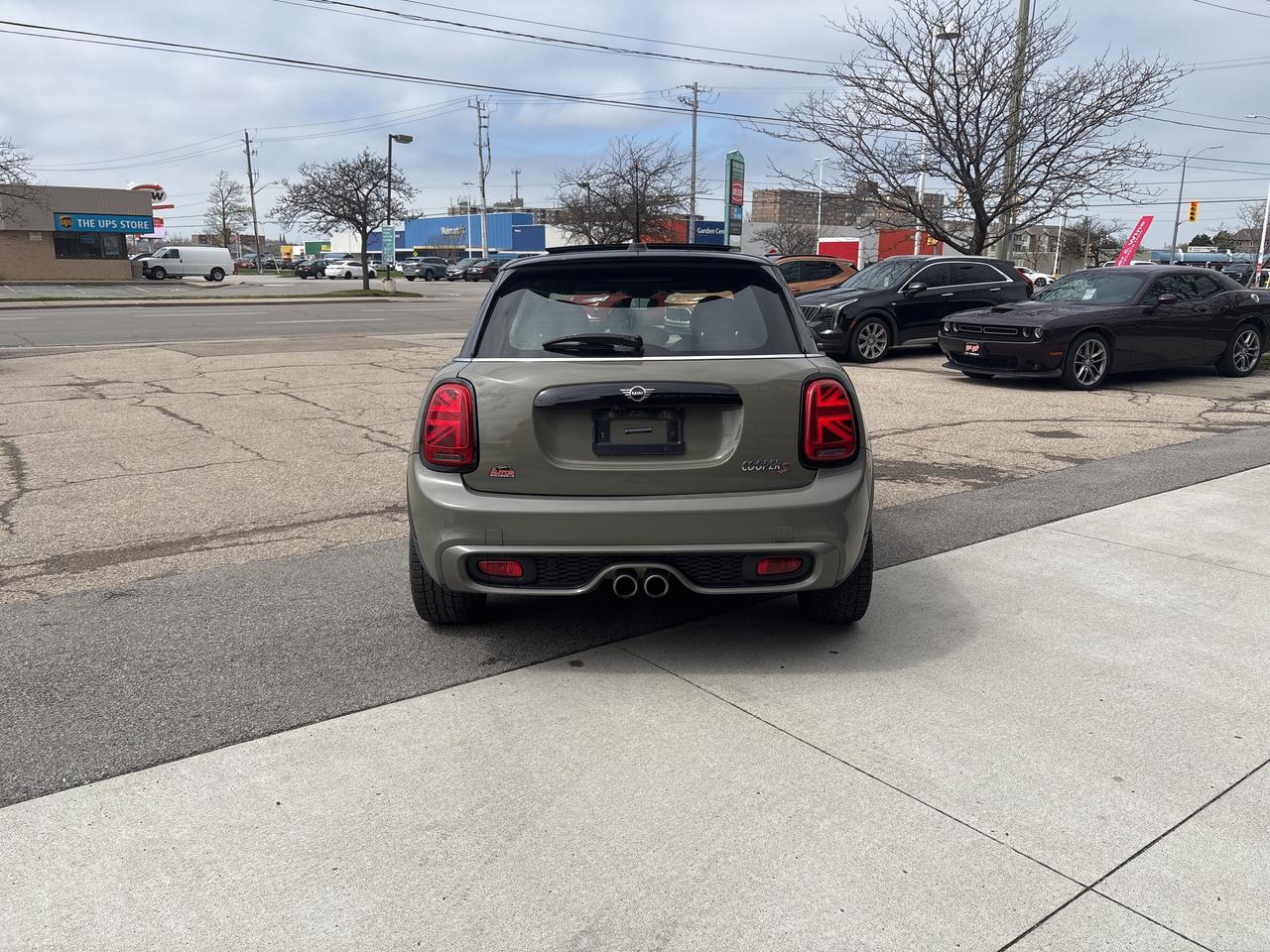 2019 MINI 5 Door Cooper S FWD Sunroof Back Up Camera Photo