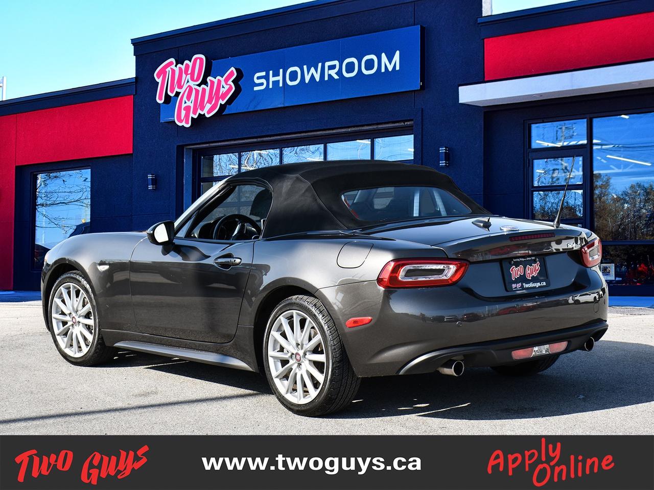 2017 Fiat 124 Spider 2dr Conv Lusso Leather Nav Back UP Camera Photo3