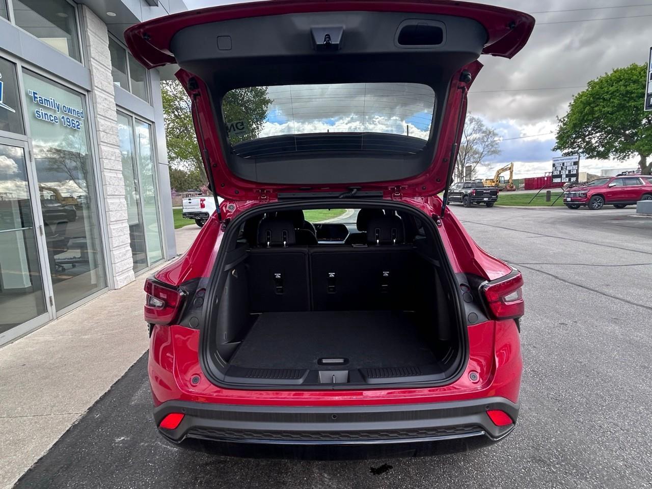 2026 Chevrolet Trax 1RS 4dr Front-Wheel Drive Photo