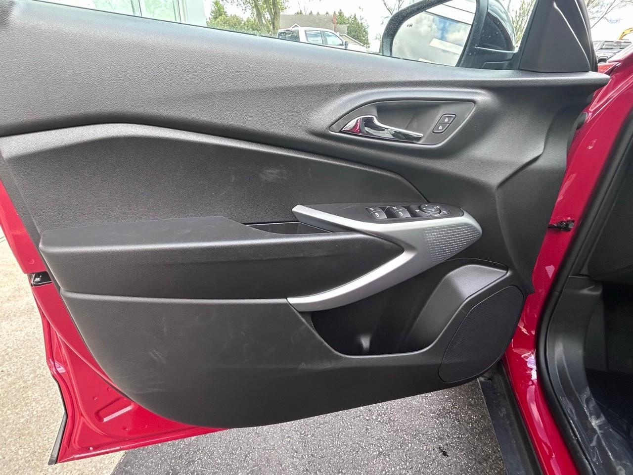 2026 Chevrolet Trax 1RS 4dr Front-Wheel Drive Photo