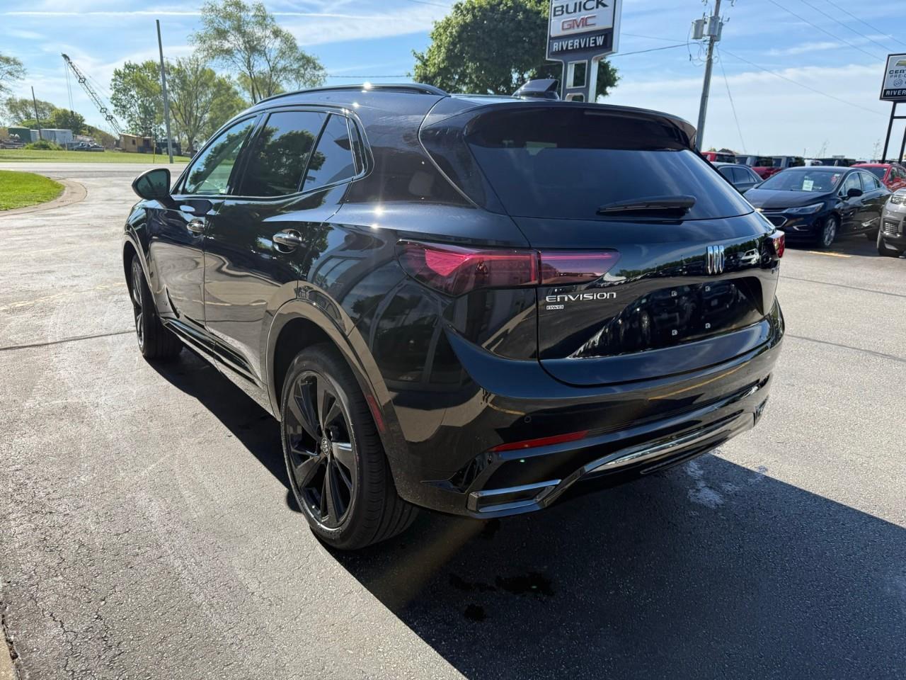 2026 Buick Envision Sport Touring 4dr All-Wheel Drive Photo4