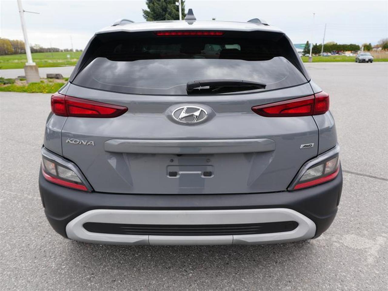 2022 Hyundai KONA 2.0L Preferred AWD w-Sun & Leather Package Photo