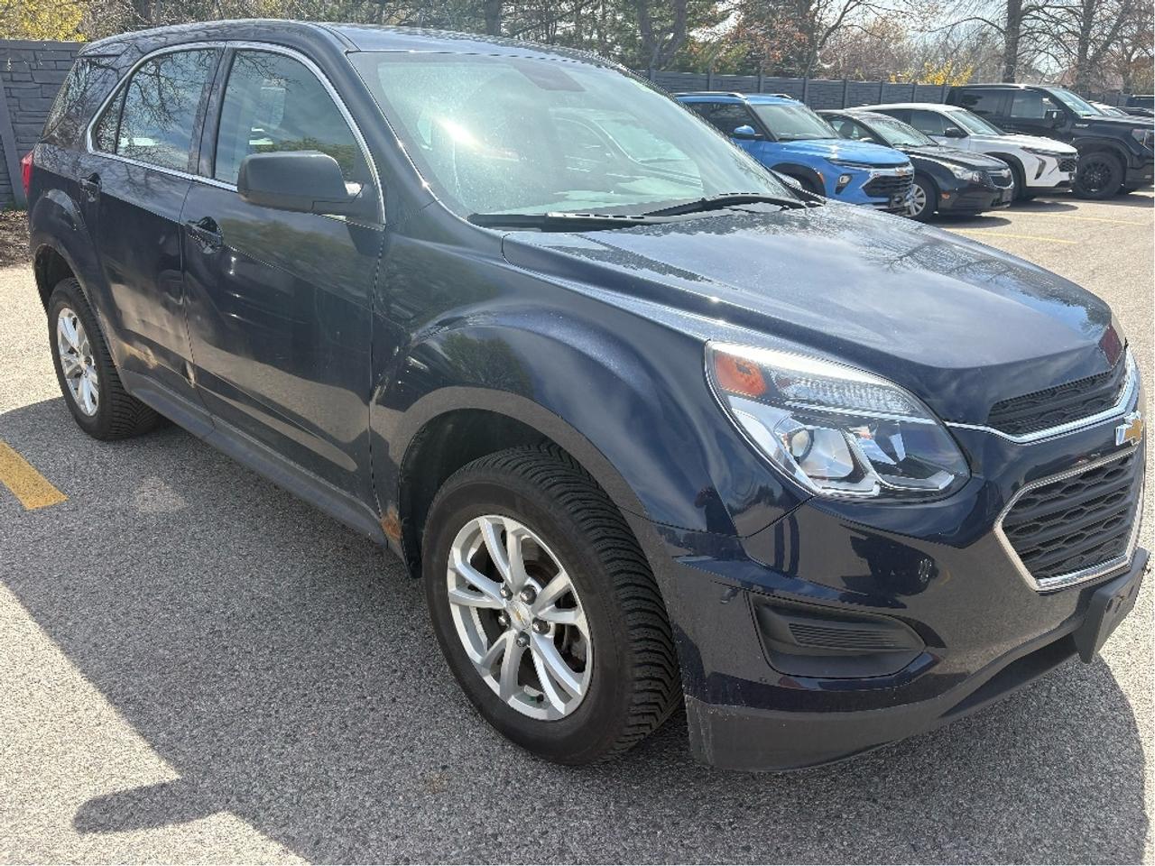 2017 Chevrolet Equinox LS Photo