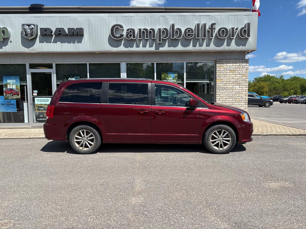 2019 Dodge Grand Caravan SXT Premium Plus Photo3